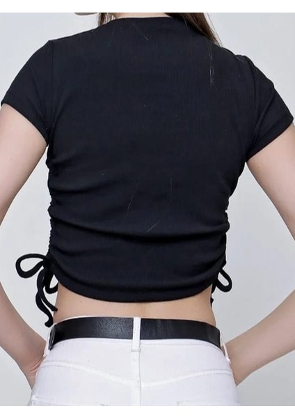 Siyah Yanları Büzgülü B Yaka Crop fiyatları