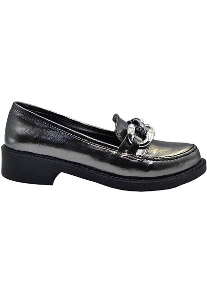 Kadın Platin Krışık Rugan Gümüş Zincir Tokalı Ayakkabı fiyatları