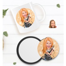 BK Kişiye Özel Kadın Kuaför Karikatürlü Beyaz Kupa ve Ahşap Bardak Altlığı Hediye Seti-2