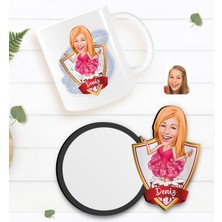 BK Kişiye Özel Kadın Doğum Günü Karikatürlü Beyaz Kupa ve Ahşap Bardak Altlığı Hediye Seti-1