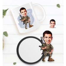 BK Kişiye Özel Uzman Çavuş Karikatürlü Beyaz Kupa ve Ahşap Bardak Altlığı Hediye Seti-1