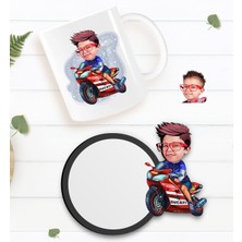 BK Kişiye Özel Motorcu Çocuk Karikatürlü Beyaz Kupa ve Ahşap Bardak Altlığı Hediye Seti-1