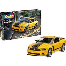 Revell 2013 Ford Mustang Boss 302 Model Araba