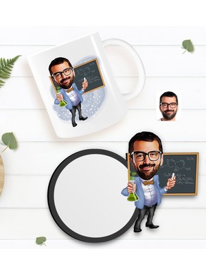 BK Kişiye Özel Erkek Kimya Öğretmeni Karikatürlü Beyaz Kupa ve Ahşap Bardak Altlığı Hediye Seti-1