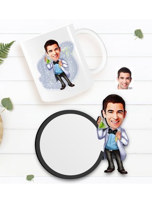 BK Kişiye Özel Erkek Kimya Öğretmeni Karikatürlü Beyaz Kupa ve Ahşap Bardak Altlığı Hediye Seti-3