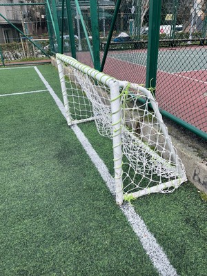 Attiba Beyaz Renk Mini Kale Filesi /minyatür Kale Ağı / Kale Filesi- 3mm Filoş Ip (1 Çift – 2 Adet)Uzunluk:  1.60 M Yükseklik:  1.00 M Derinlik:  85 cm Göz Aralığı:  12 cm