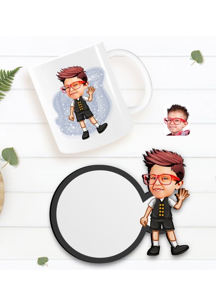 Kişiye Özel Erkek Çocuk Karikatürlü Beyaz Kupa ve Ahşap Bardak Altlığı Hediye Seti-2