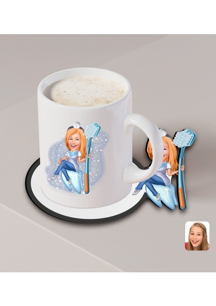 Kişiye Özel Kadın Diş Hekimi Karikatürlü Beyaz Kupa ve Ahşap Bardak Altlığı Hediye Seti-2 fiyatları