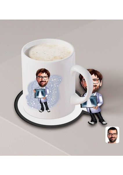Kişiye Özel Erkek Radyolojist Karikatürlü Beyaz Kupa ve Ahşap Bardak Altlığı Hediye Seti-1 fiyatları