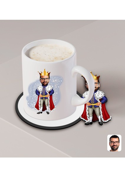 Kişiye Özel Kral Karikatürlü Beyaz Kupa ve Ahşap Bardak Altlığı Hediye Seti-1 fiyatları