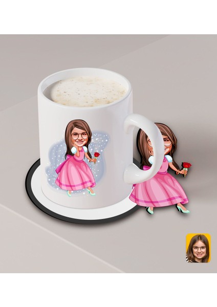 Kişiye Özel Kız Çocuk Prenses Karikatürlü Beyaz Kupa ve Ahşap Bardak Altlığı Hediye Seti-2 fiyatları