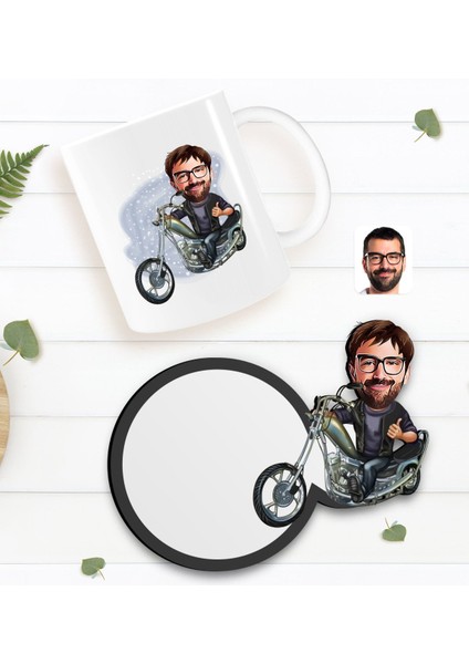 Kişiye Özel Erkek Motorcu Karikatürlü Beyaz Kupa ve Ahşap Bardak Altlığı Hediye Seti-4