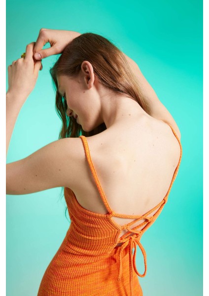 Coool Sırtı Çapraz Detaylı İp Askılı Jakarlı Mini Elbise Y4528AZ22SM