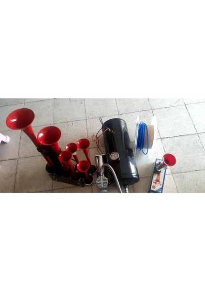 Kompresör Seti Tankı ve 6 Borulu Kornası Ile Birlikte