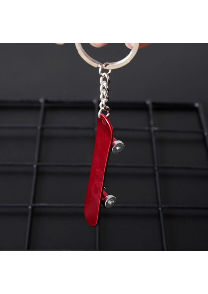 Scooter Bira Şişesi Açıcı Siyah Kırmızı Ip + Kırmızı Kaykay modelleri