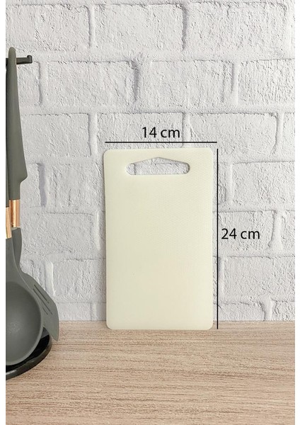 Kesme Tahtası Plastik Beyaz 14X24 cm fiyatları