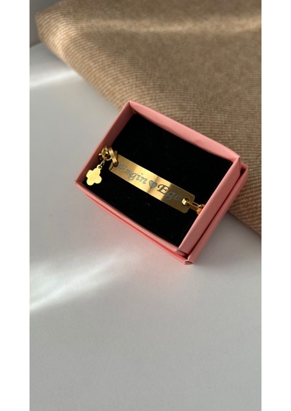 Kişiye Özel Yoncalı Künye fırsatları