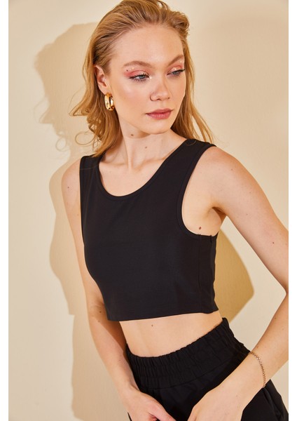 Siyah Askılı Bluz 2KXK2-46269-02 modelleri