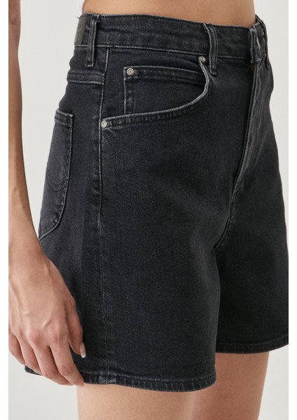 Kadın Regular Fit Normal Kesim 5 Cep Esnek Jean Şort modelleri