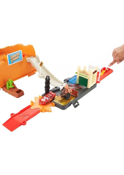 Mattel HDN02 Cars Yarış Heyecanı Oyun Seti