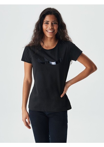 Tilobe Tshirt