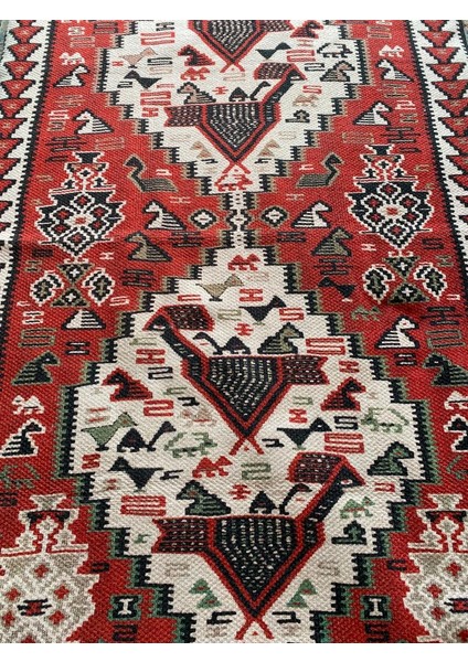 Dekoratif Kilim