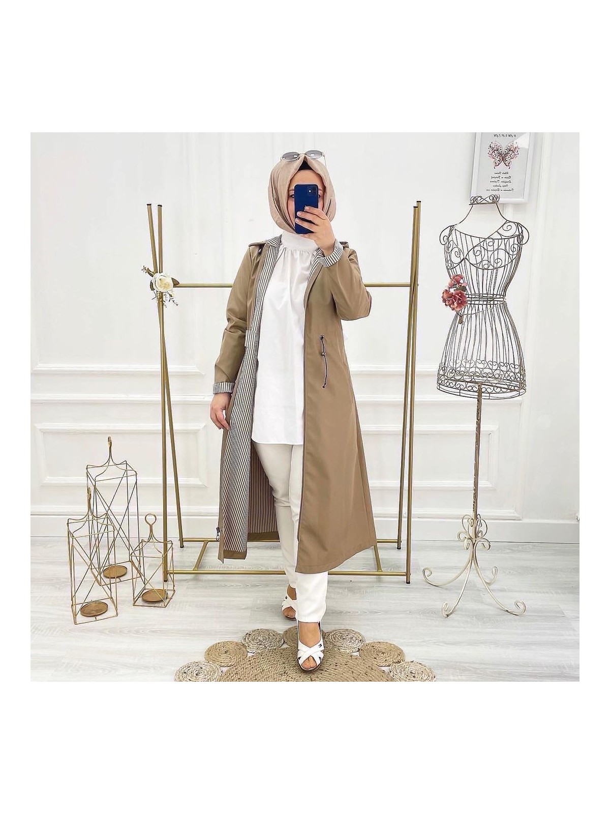 Vibeys Collection Bej Içi Çizgili ve Kendinden Astarlı Su Geçirmez Kadın Trençkot