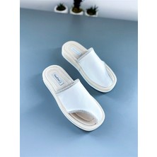 BeBeQ Sage Beyaz Sabo Taş Detaylı Kadın Terlik