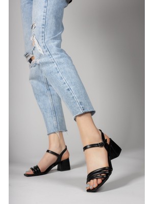 Riccon Kadın Siyah Topuklu Sandalet 0012355 Koku ve Terleme Yapmayan İç Astar ile