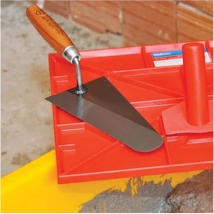 061 Ahşap Saplı Sıva Malası 20 Cm Yay Çeliği