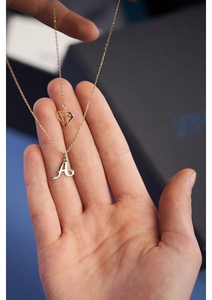 Kadın 925 Ayar Gümüş Altın Kaplama Harfli Kolye