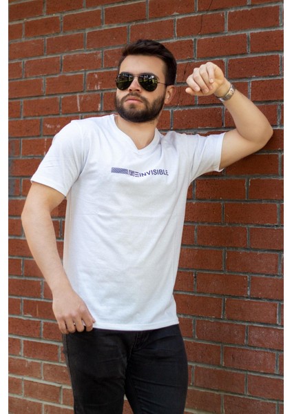 Beyaz Slim Fit Invisible Yazılı Kısa Kollu V Yaka Erkek Tişört 20ETSHNVSB