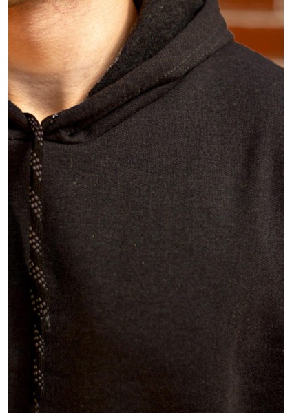 Erkek Siyah Düz Basic Kapüşonlu Cepli Oversize Sweatshirt 21ESWT1KNG fırsatları
