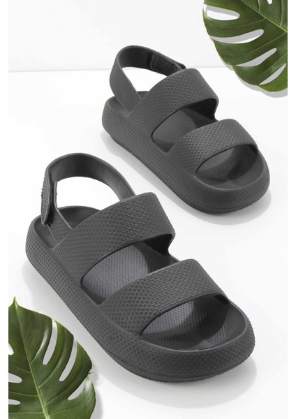Siyah Jel Kadın Sandalet K05740400059