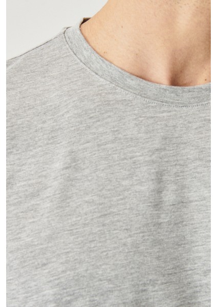 Slim Fit Bisiklet Yaka 2'li Düz Tişört Paketi