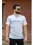 Beyaz Slim Fit Invisible Yazılı Kısa Kollu V Yaka Erkek Tişört 20ETSHNVSB 1