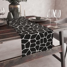 Vagonik Siyah Beyaz Desenli Dijital Baskılı Runner 140X40