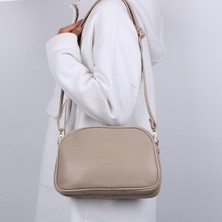 Bagacar 1228 Açık Vizon Suni Deri Bayan Çapraz Omuz Çantası