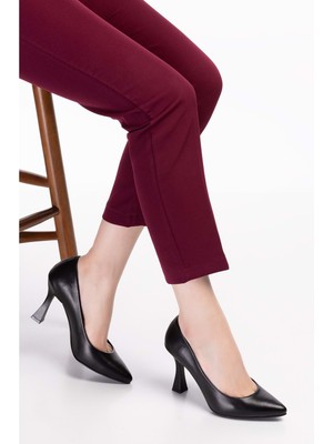Gondol Kadın Hakiki Deri Stiletto Ayakkabı ŞHN.861 - Siyah - 36