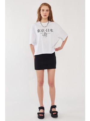 Beyaz %100 Pamuk Baskılı Oversize T-Shirt