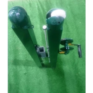 Adelinspor Tenis Direği Mapalı Kutu Profil