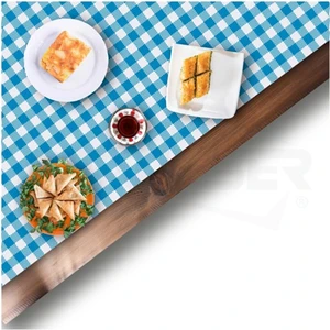 Bizden Eve Tek Kullanımlık Sıvı Geçirmez Masa ve Aktivite Örtüsü 100X120 3 Rulo ( Rulo Içi: 10 Adet ) Mavi Pötükare