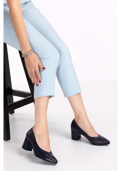 Kadın Hakiki Deri Klasik Topuklu Ayakkabı ŞHN.1930 - Lacivert - 38