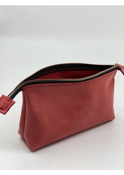 Kadın Seyahat ve Kozmetik Çantası El Yapımı Hakiki Deri fırsatları