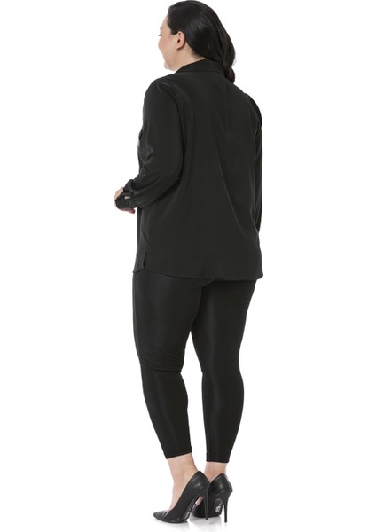 Büyük Beden Cepleri Zincir Detaylı Yanı Yırtmaçlı Siyah Gömlek modelleri