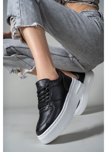 Siyah Beyaz Kadın Sneaker 0012255 fırsatları