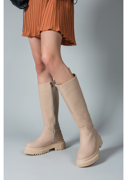 Kadın Nude Deri Kışlık Çizme – Fermuarlı, Ortopedik Tabanlı, Koku ve Ter Önleyici Rahat Tasarım
