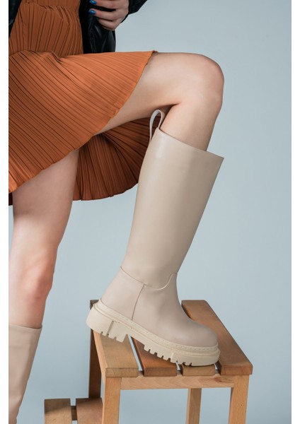 Kadın Nude Deri Kışlık Çizme – Fermuarlı, Ortopedik Tabanlı, Koku ve Ter Önleyici Rahat Tasarım fiyatları