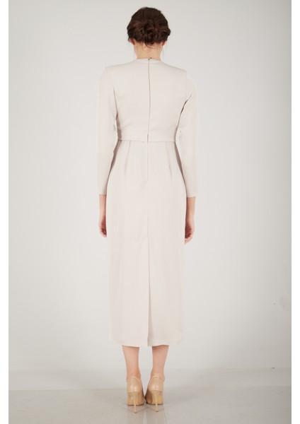 Bej Üzeri Pilise Detaylı Saten Tesettür Abiye Elbise 6502300.55 modelleri