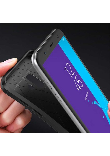 Samsung Galaxy J6 Plus (SM-J610F) Karbon Görünüm Negro Silikon Kılıf indirimleri